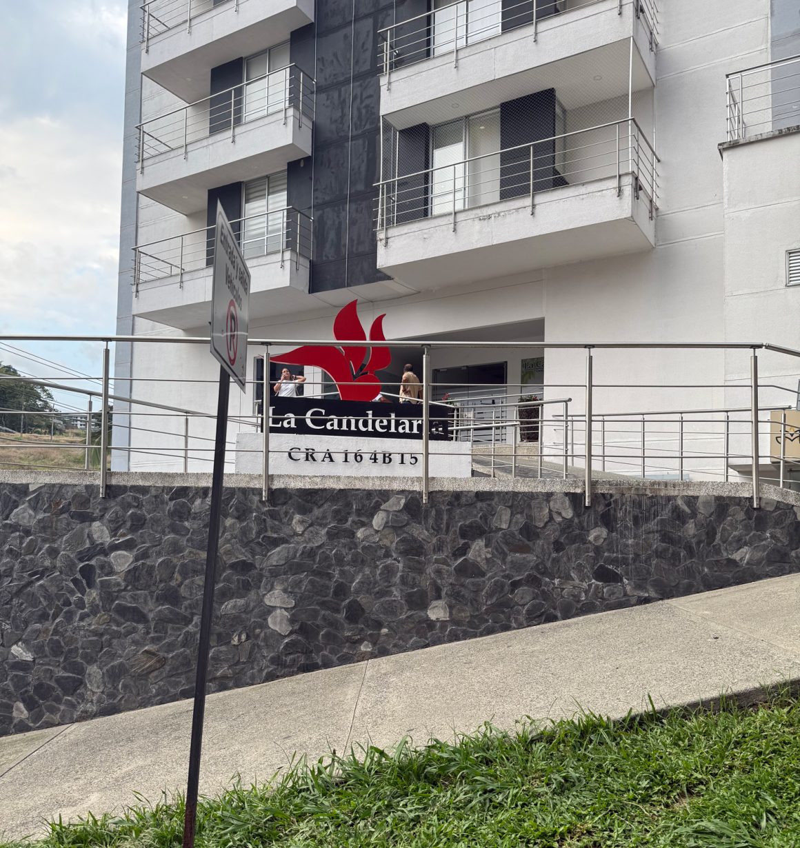 Apartamento dúplex en venta Pinares