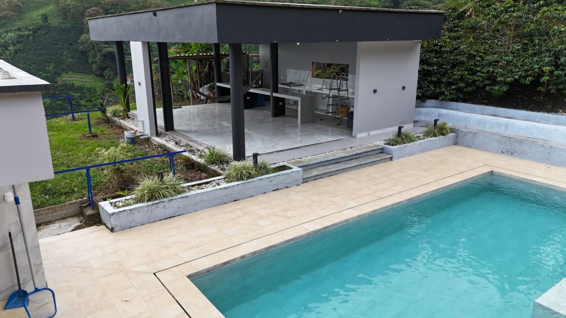 WhatsApp Image 2026-02-24 at 4.46.13 PM (1) Finca Productiva en venta Santuario Risaralda