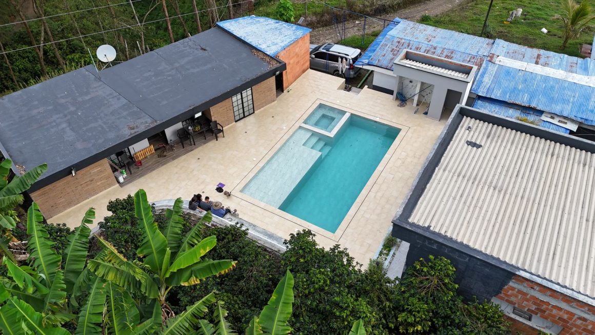 WhatsApp Image 2026-02-24 at 4.46.13 PM Finca Productiva en venta Santuario Risaralda